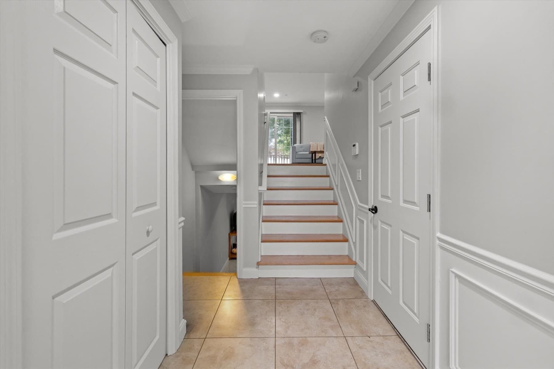 Condominium at 67 N Quinsigamond Ave # 21, Shrewsbury MA 01545, Shrewsbury, photo 4 of 38