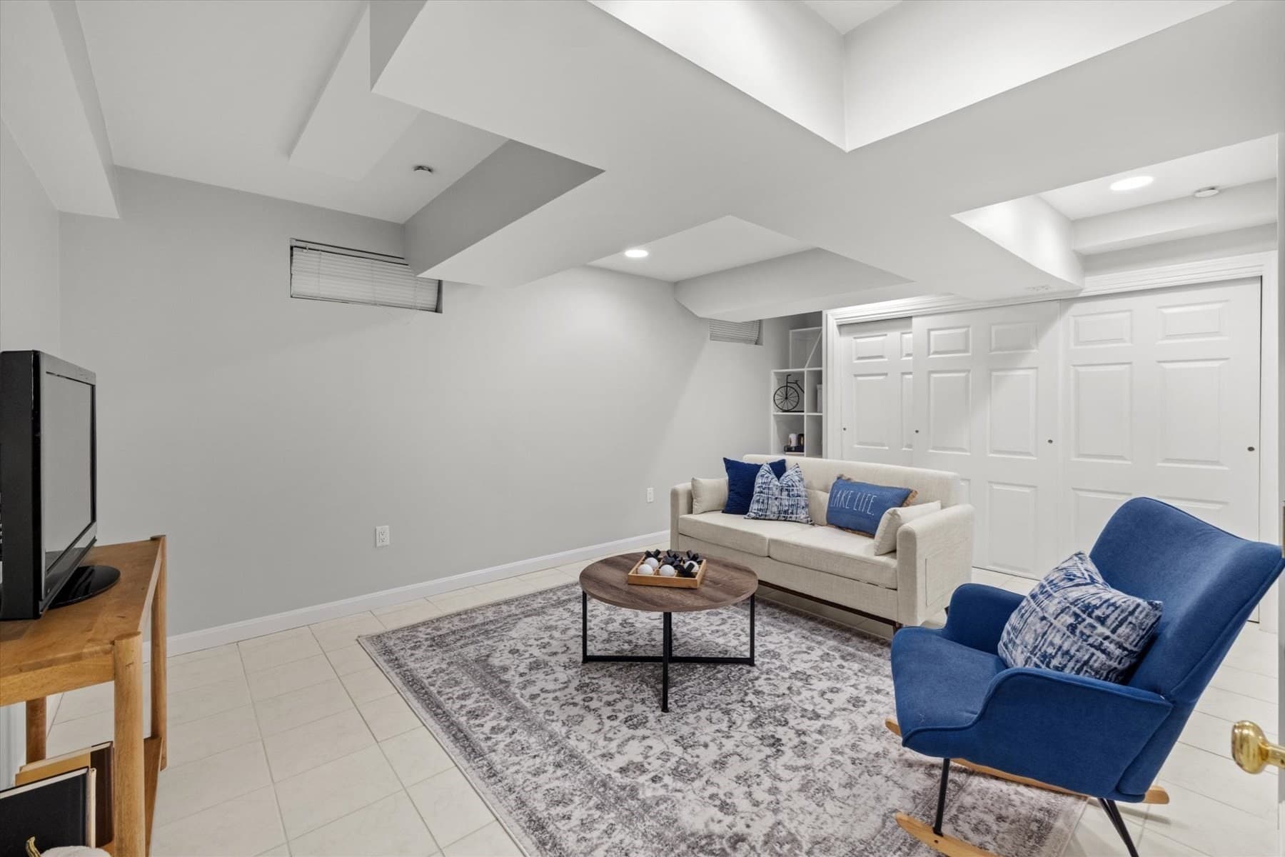 Condominium at 67 N Quinsigamond Ave # 21, Shrewsbury MA 01545, Shrewsbury, photo 21 of 38