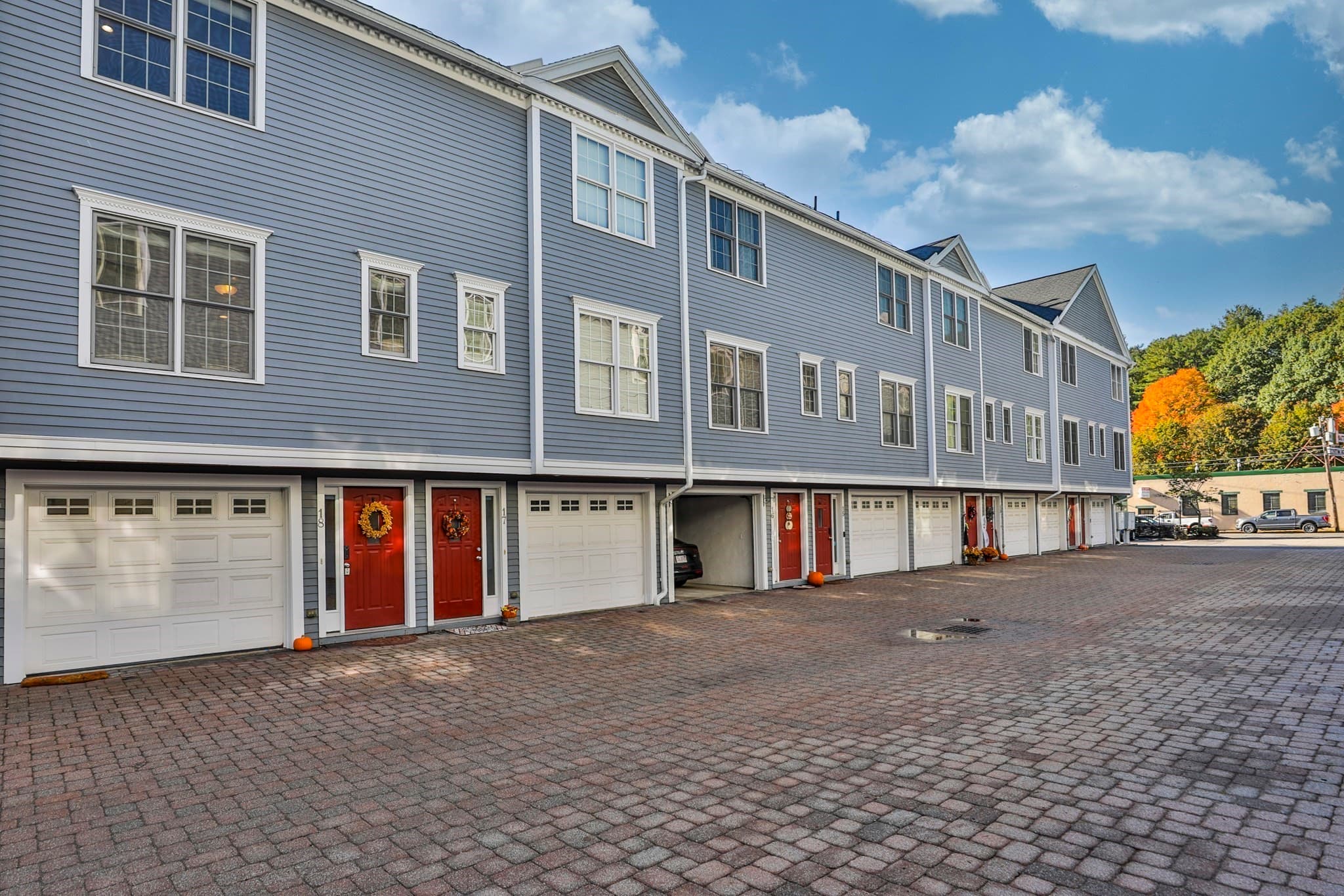 Condominium at 894 Main # 18, Wakefield MA 01880, photo 3 of 36