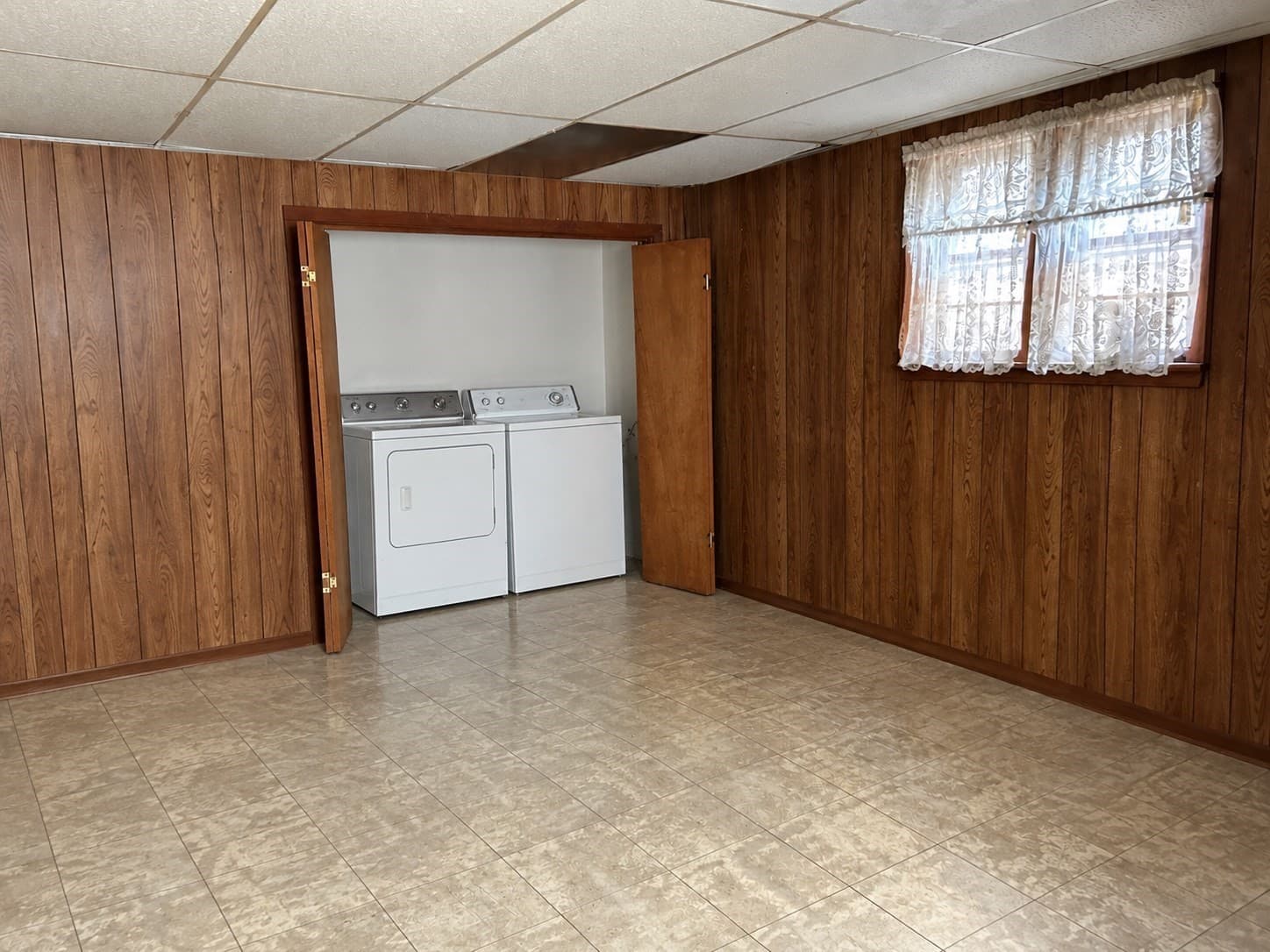 Single Family Residence at 27 Fore River Ave, Weymouth MA 02191, Weymouth, photo 5 of 39
