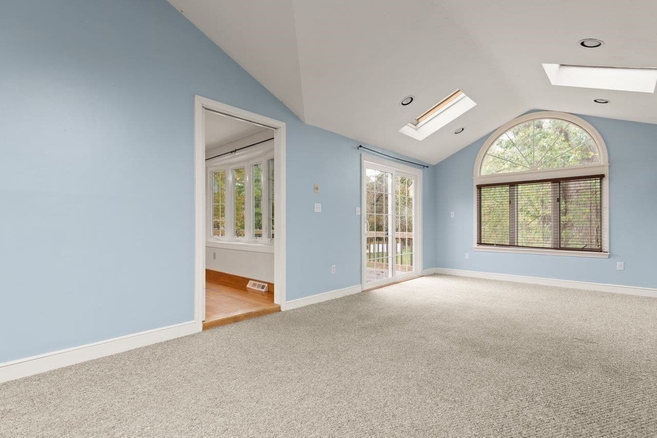 Single Family Residence at 7 Heath Rd, Easton MA 02375, photo 9 of 41