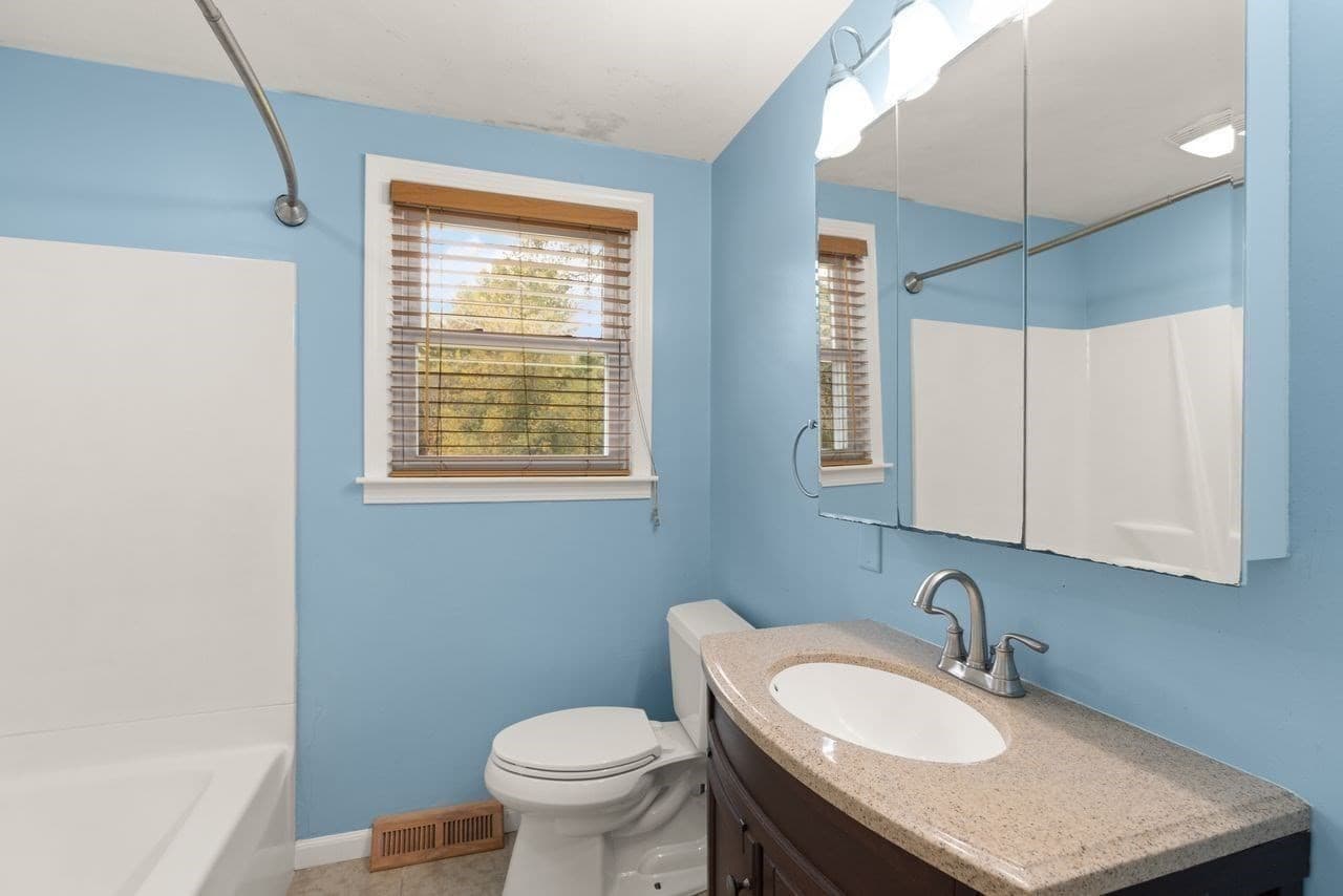 Single Family Residence at 7 Heath Rd, Easton MA 02375, photo 30 of 41