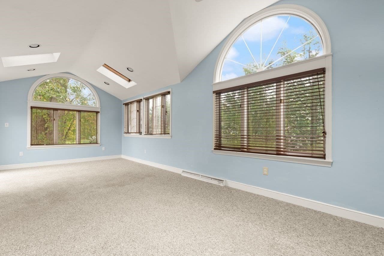 Single Family Residence at 7 Heath Rd, Easton MA 02375, photo 10 of 41