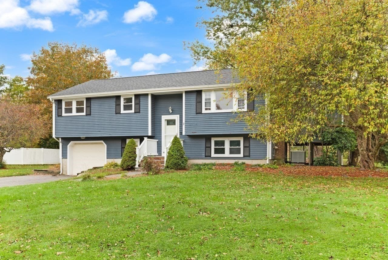 Single Family Residence at 7 Heath Rd, Easton MA 02375, photo 39 of 41