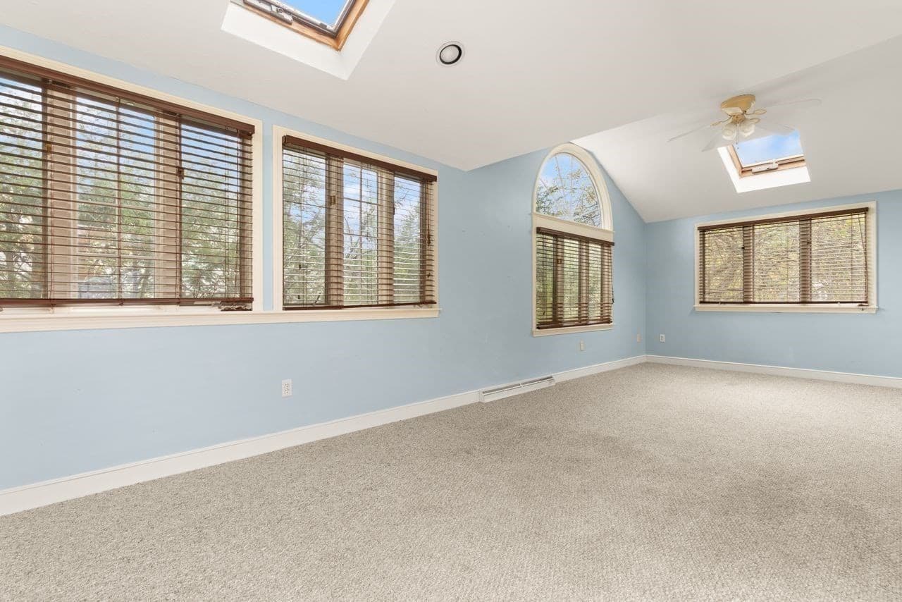 Single Family Residence at 7 Heath Rd, Easton MA 02375, photo 8 of 41