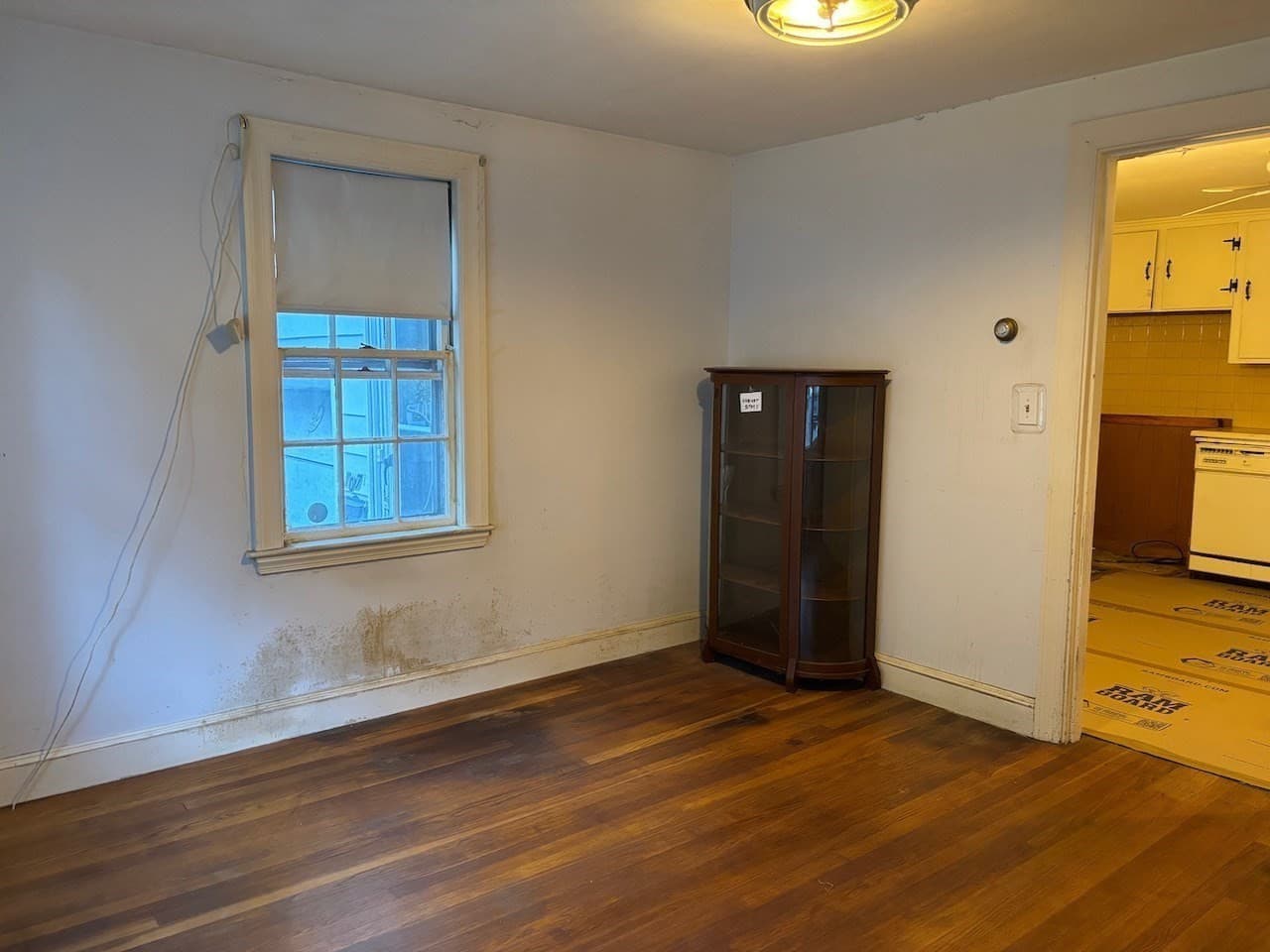 Single Family Residence at 107 Spring St, Wakefield MA 01880, photo 7 of 27