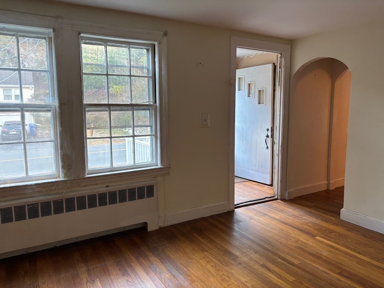 Single Family Residence at 107 Spring St, Wakefield MA 01880, photo 5 of 27