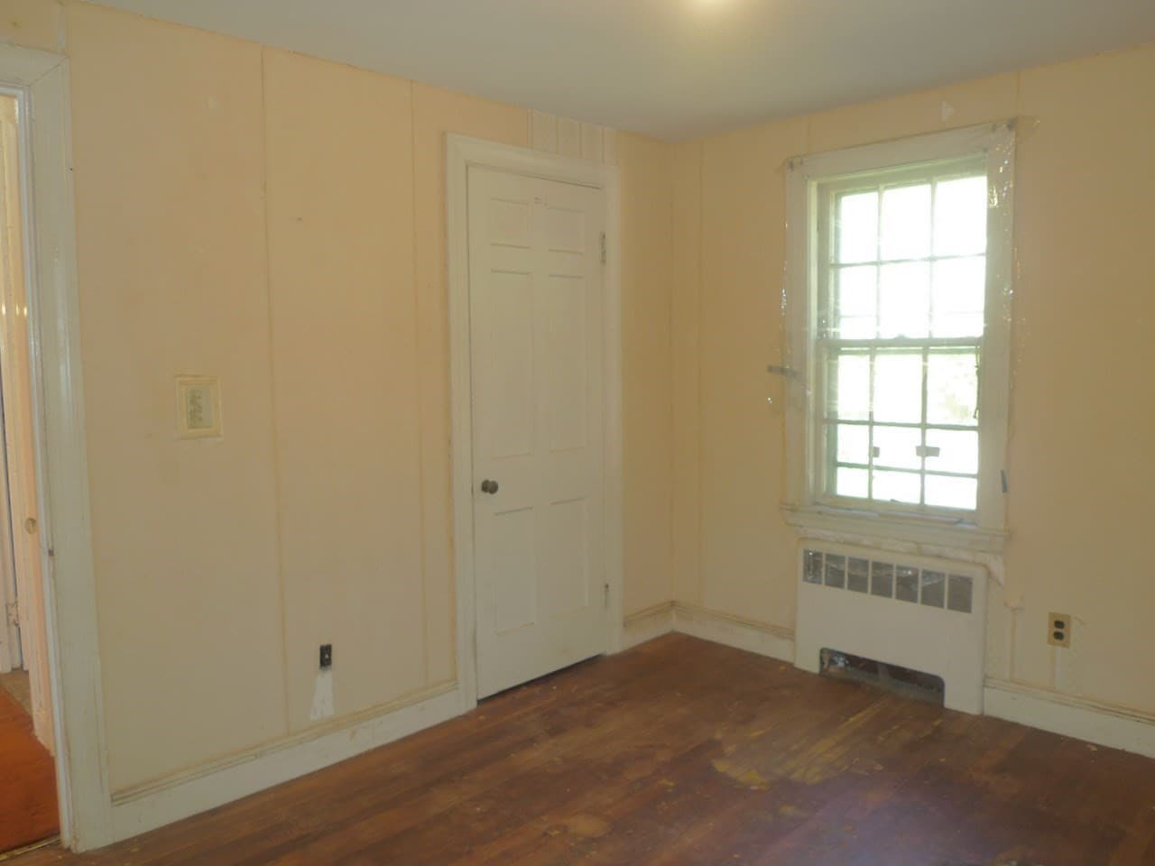 Single Family Residence at 107 Spring St, Wakefield MA 01880, photo 14 of 27