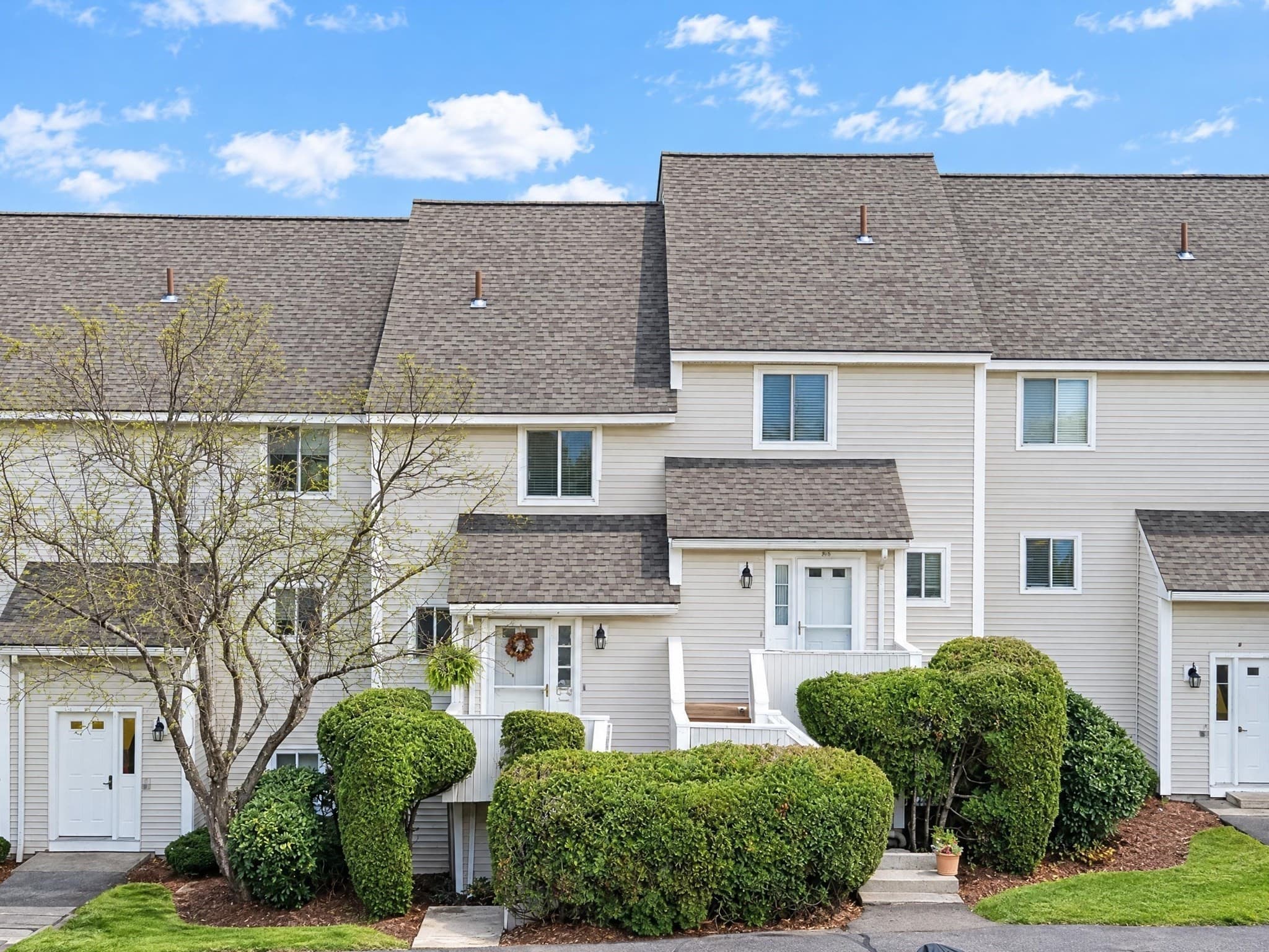 Condominium at 100 Merrimack Ave # 132, Dracut MA 01826, photo 3 of 19