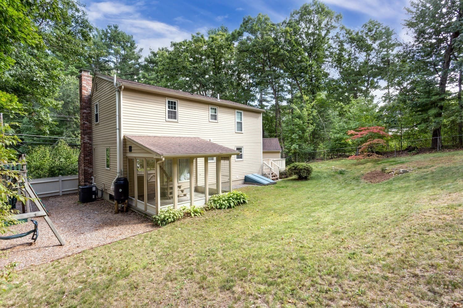 Single Family Residence at 98 Miller St, Franklin MA 02038, Franklin, photo 41 of 42