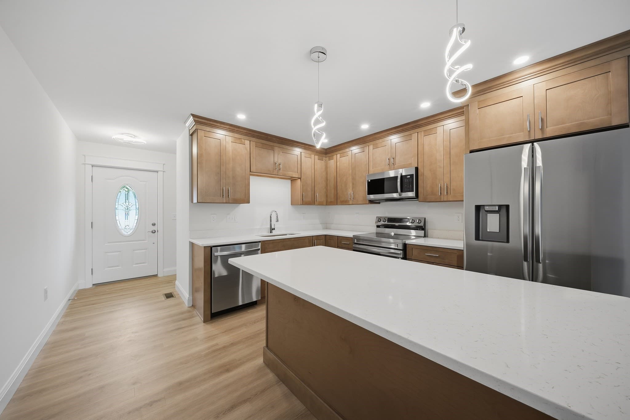 Condex at 106 Lock Street # A, Nashua NH 03064, Nashua, photo 5 of 39