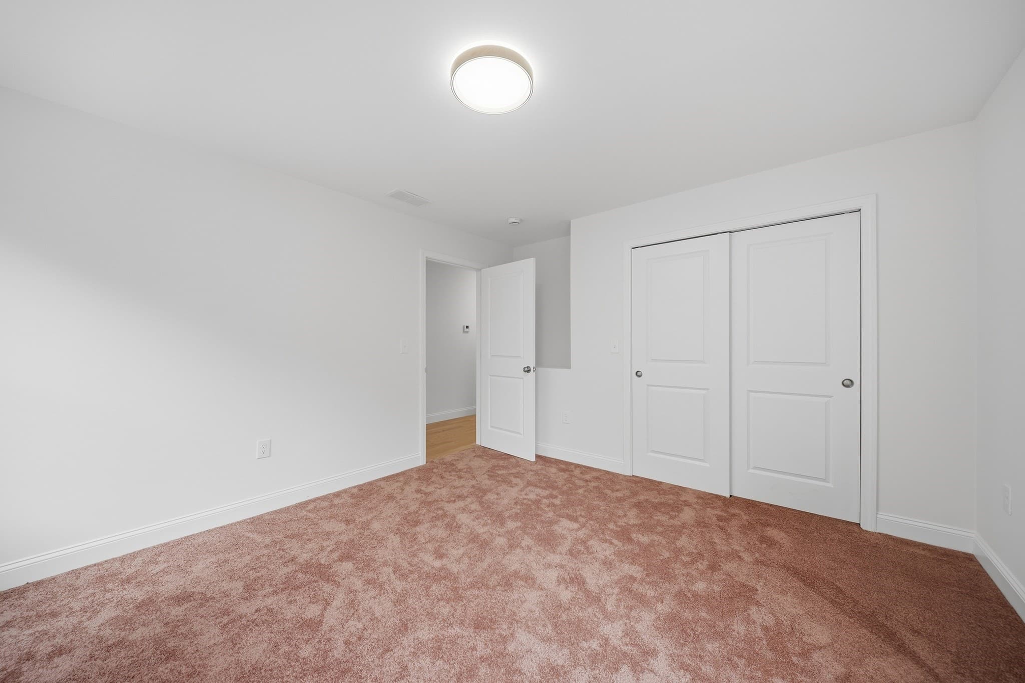 Condex at 106 Lock Street # B, Nashua NH 03064, Nashua, photo 23 of 36