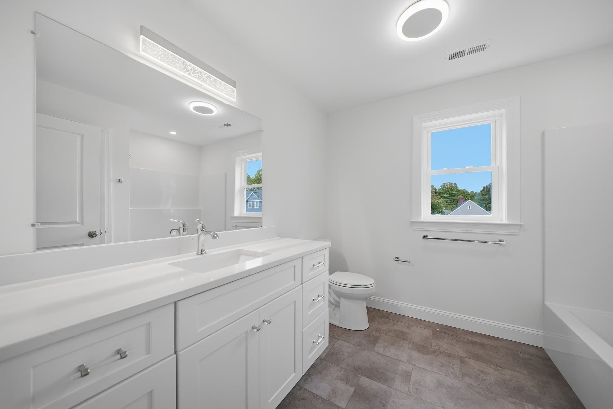 Condex at 106 Lock Street # B, Nashua NH 03064, Nashua, photo 27 of 36