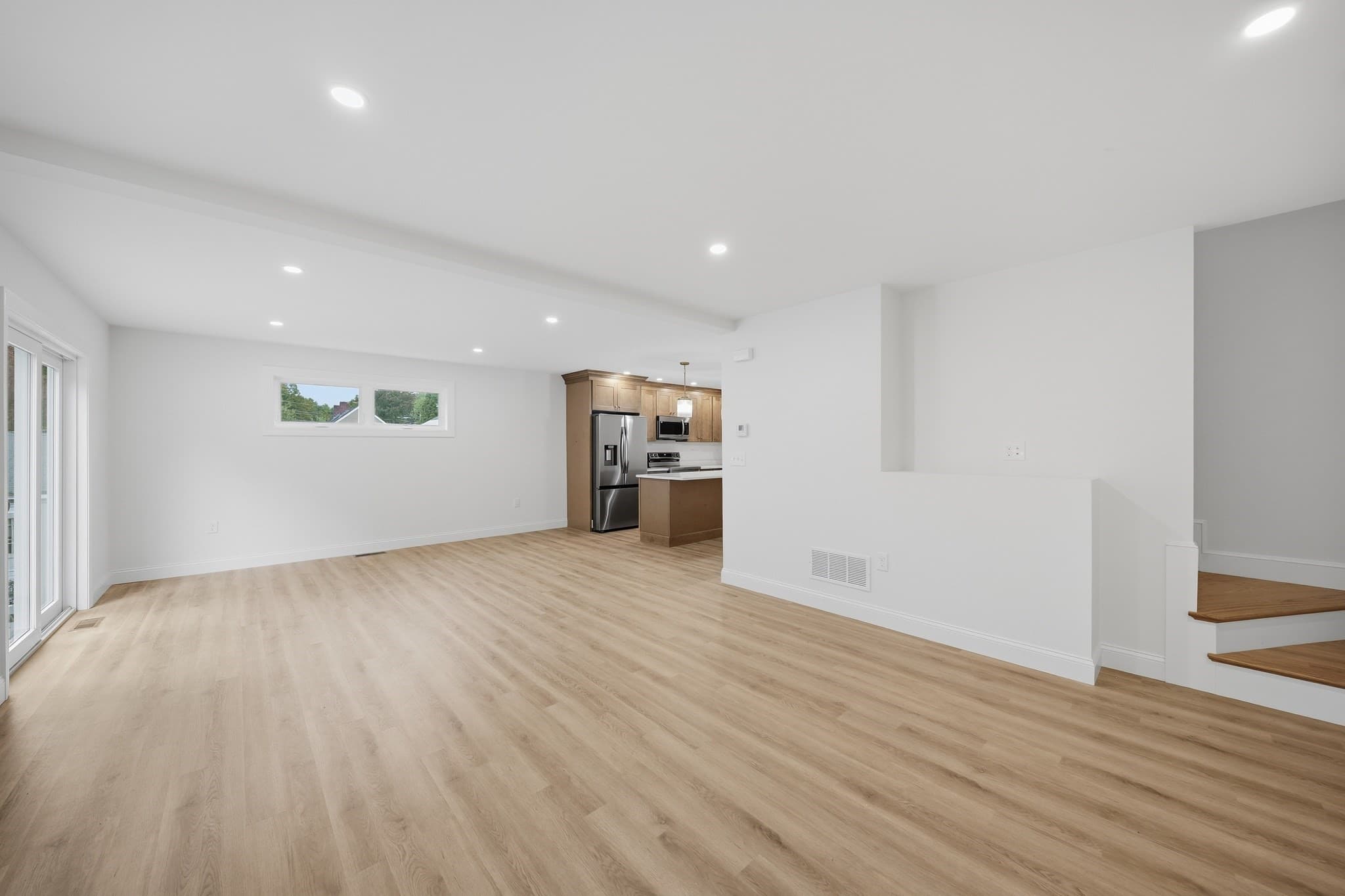 Condex at 106 Lock Street # B, Nashua NH 03064, Nashua, photo 13 of 36