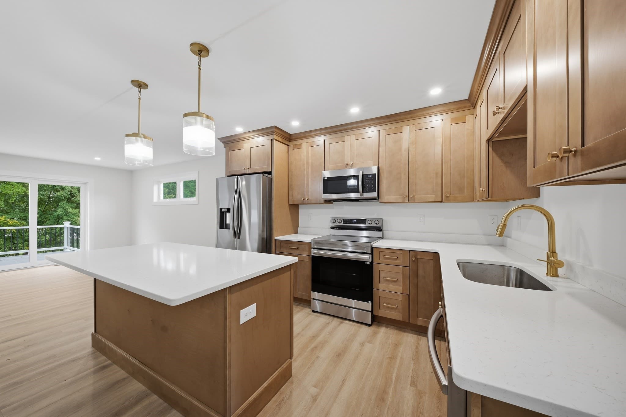 Condex at 106 Lock Street # B, Nashua NH 03064, Nashua, photo 7 of 36