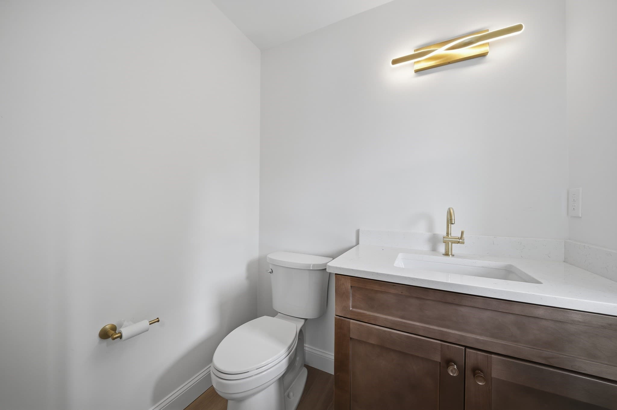 Condex at 106 Lock Street # B, Nashua NH 03064, Nashua, photo 10 of 36