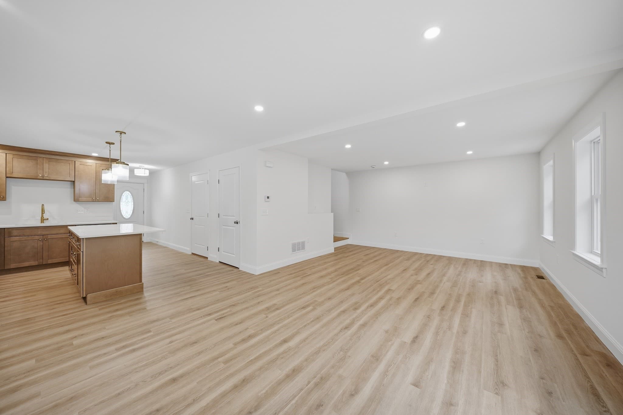 Condex at 106 Lock Street # B, Nashua NH 03064, Nashua, photo 11 of 36