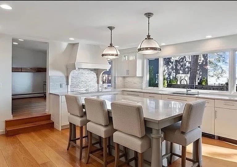 Single Family Residence at 33 Union Street, Newburyport MA 01950, photo 3 of 20