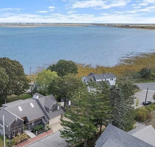 Single Family Residence at 33 Union Street, Newburyport MA 01950, photo 20 of 20