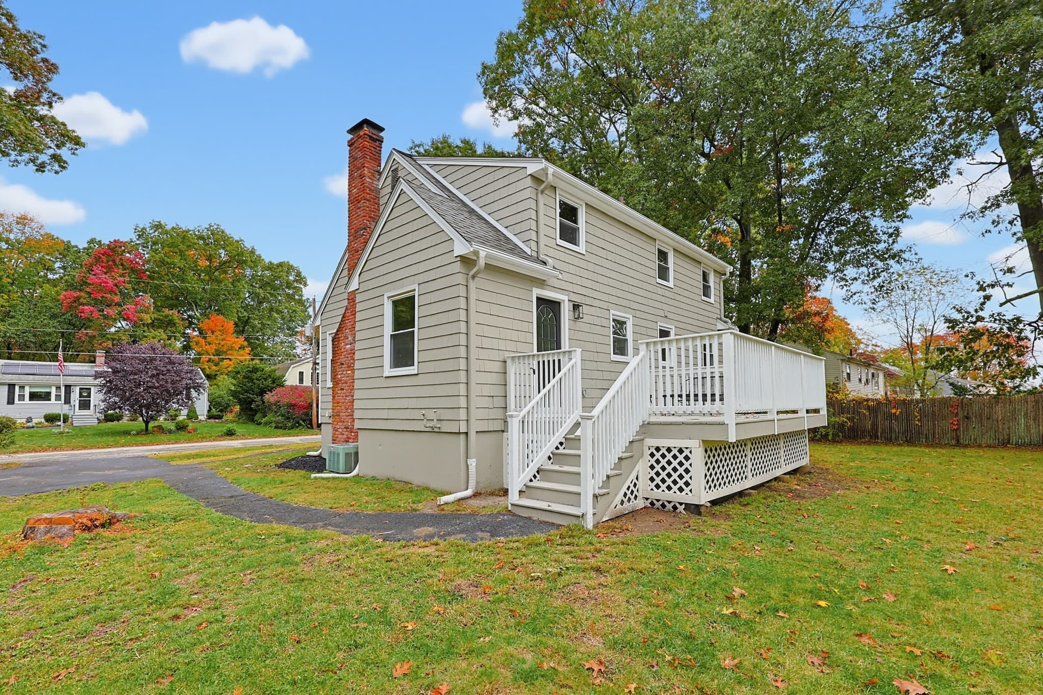 Single Family Residence at 20 Overlook Dr, Bellingham MA 02019, Bellingham, photo 36 of 39