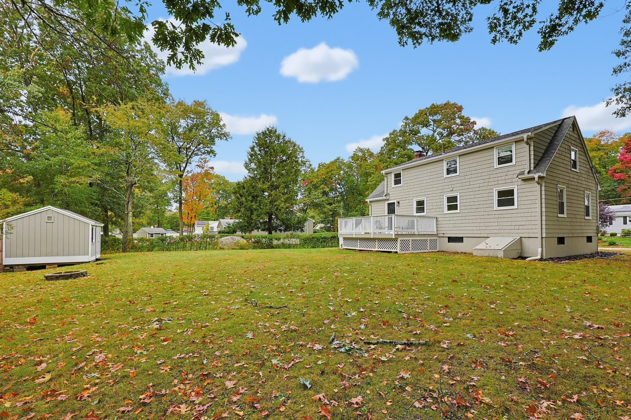 Single Family Residence at 20 Overlook Dr, Bellingham MA 02019, Bellingham, photo 37 of 39