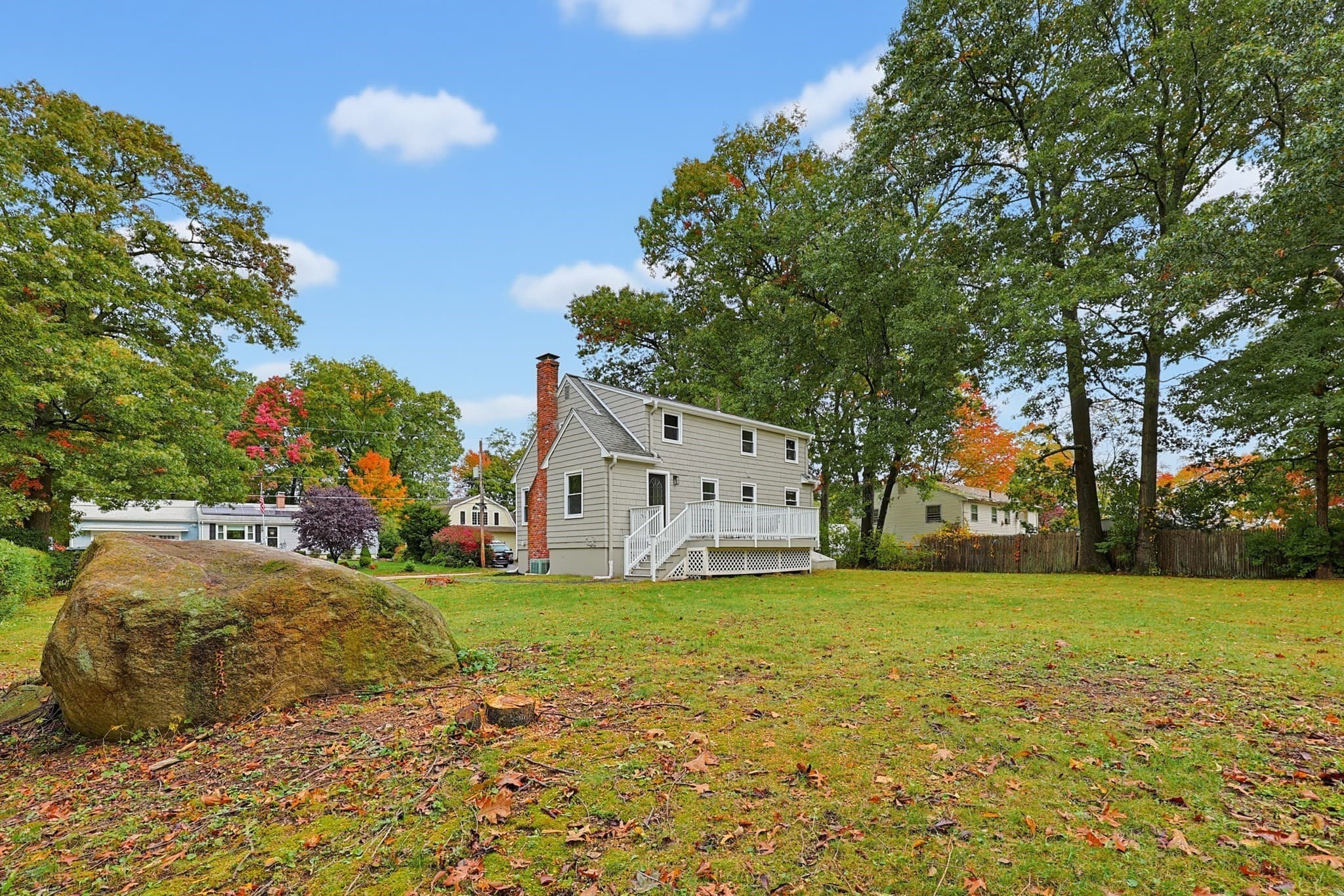 Single Family Residence at 20 Overlook Dr, Bellingham MA 02019, Bellingham, photo 35 of 39