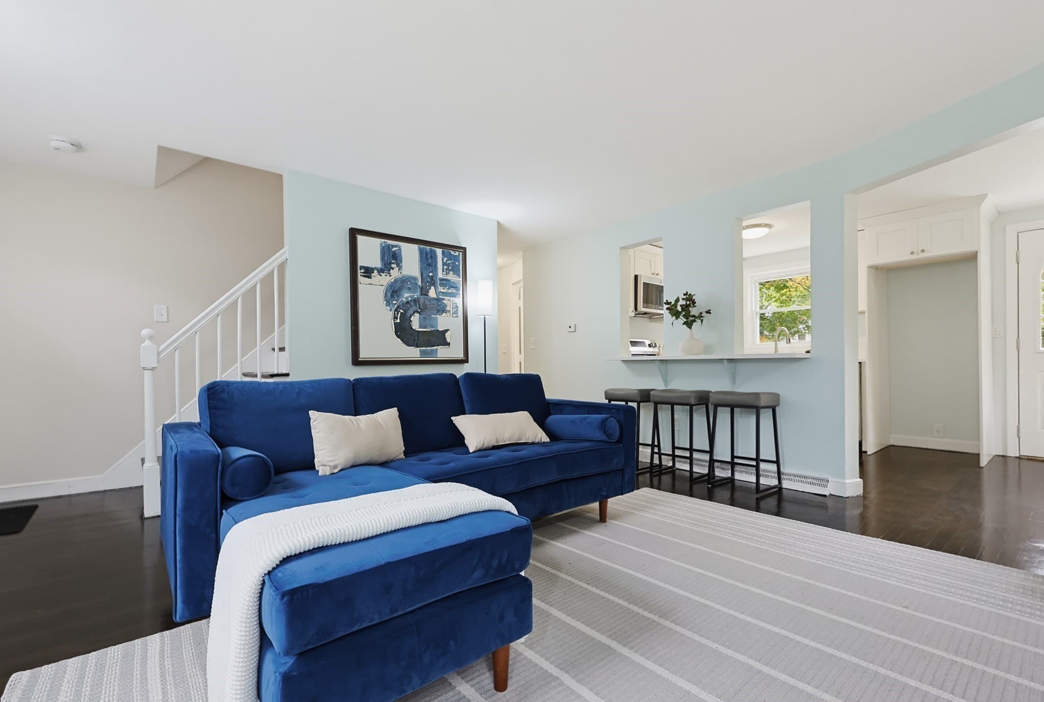 Single Family Residence at 20 Overlook Dr, Bellingham MA 02019, Bellingham, photo 4 of 39