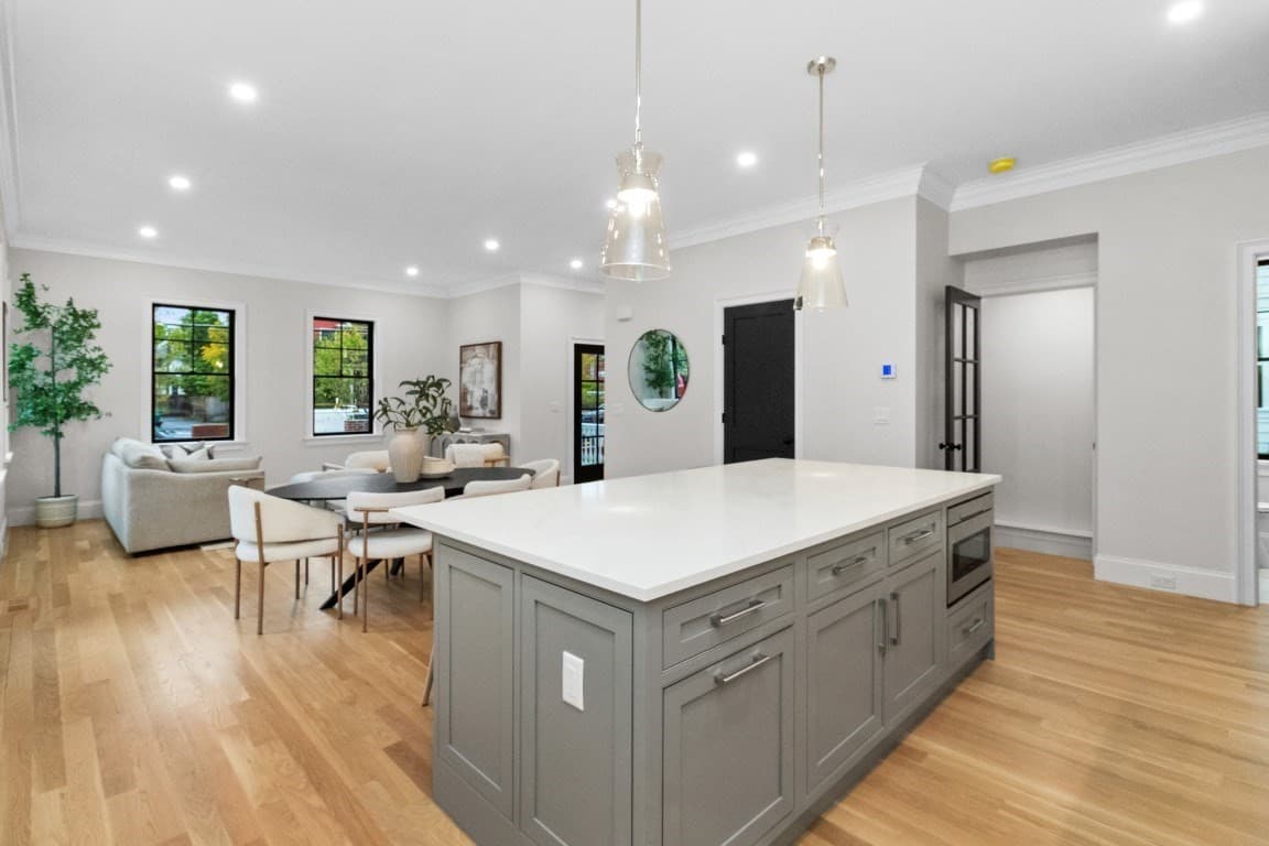 Condominium at 10 Central Ave # 10, Newton MA 02460, Newton, photo 6 of 39