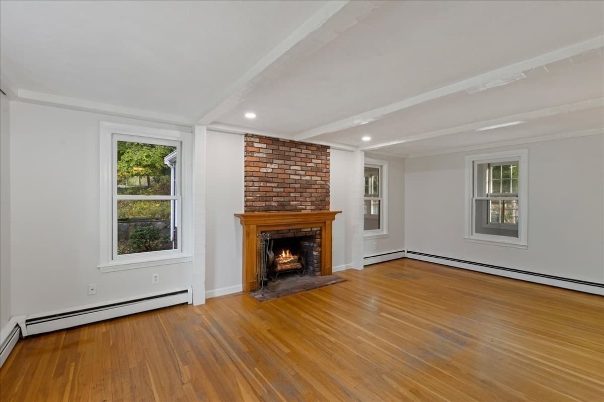 Single Family Residence at 7 Scott Hill Rd, Ipswich MA 01938, photo 16 of 41