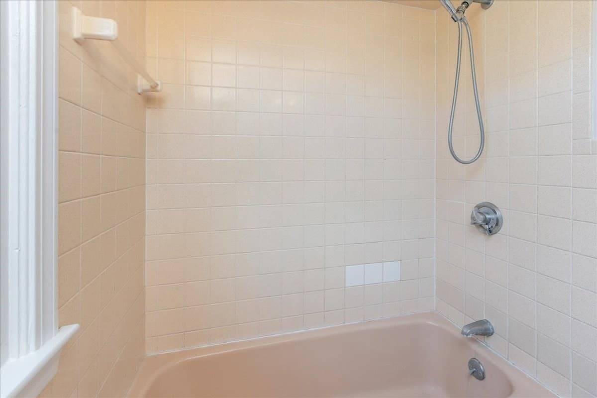 Single Family Residence at 7 Scott Hill Rd, Ipswich MA 01938, photo 32 of 41