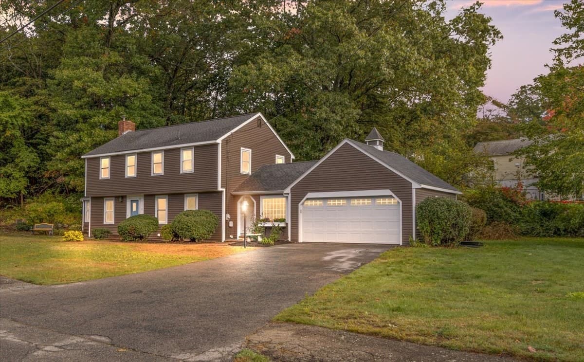 7 Scott Hill Rd, Ipswich MA 01938