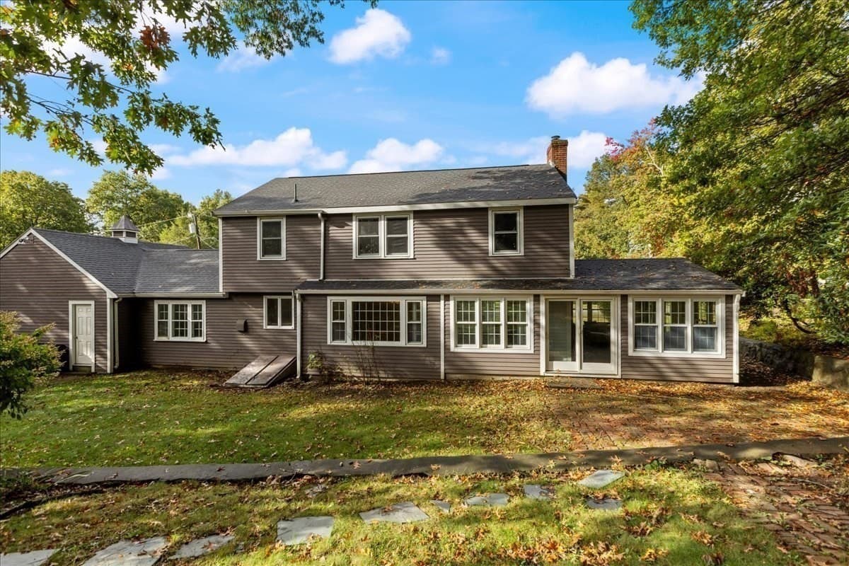 Single Family Residence at 7 Scott Hill Rd, Ipswich MA 01938, photo 38 of 41