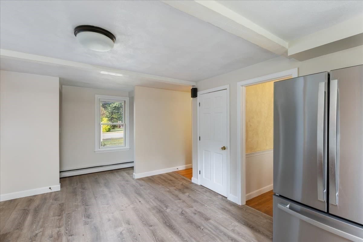 Single Family Residence at 7 Scott Hill Rd, Ipswich MA 01938, photo 10 of 41