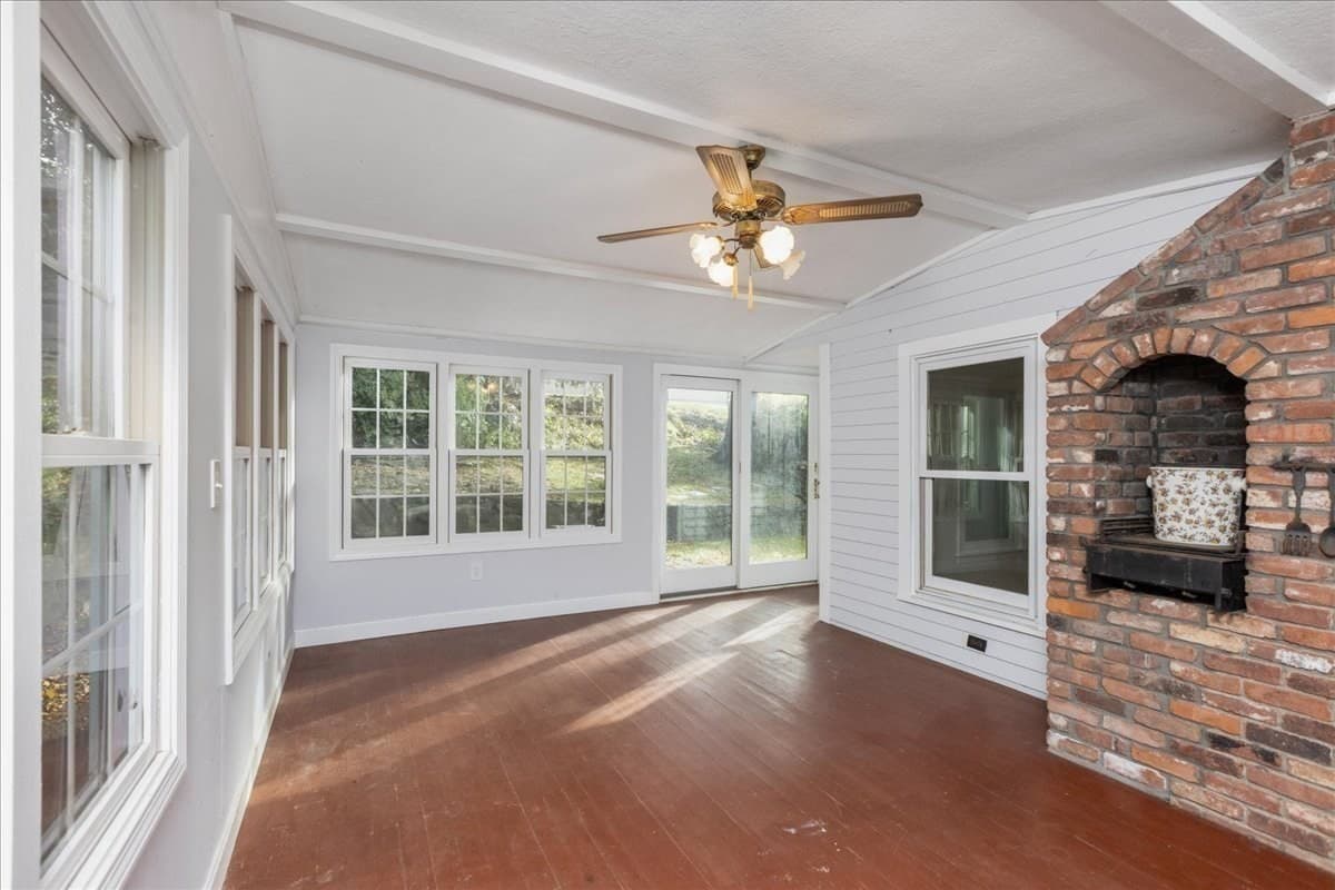 Single Family Residence at 7 Scott Hill Rd, Ipswich MA 01938, photo 21 of 41