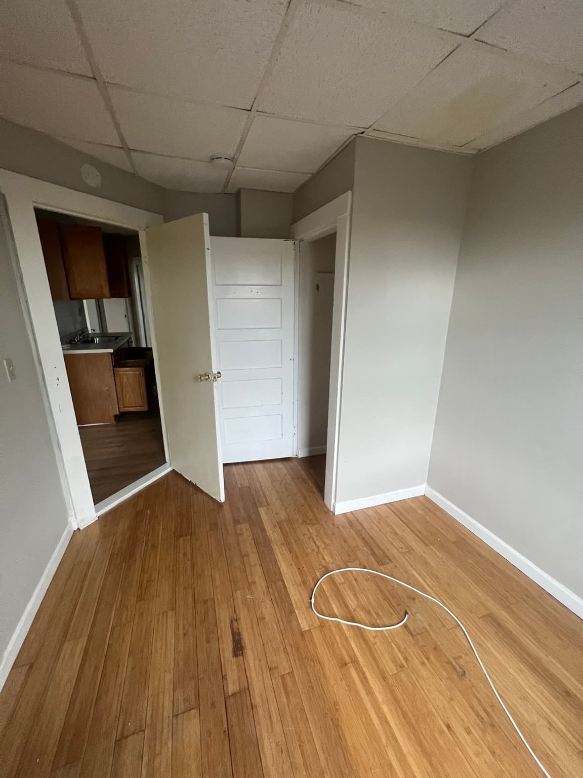 3 Family at 10 Rockdale Ave, Lowell MA 01854, Lowell, photo 31 of 36