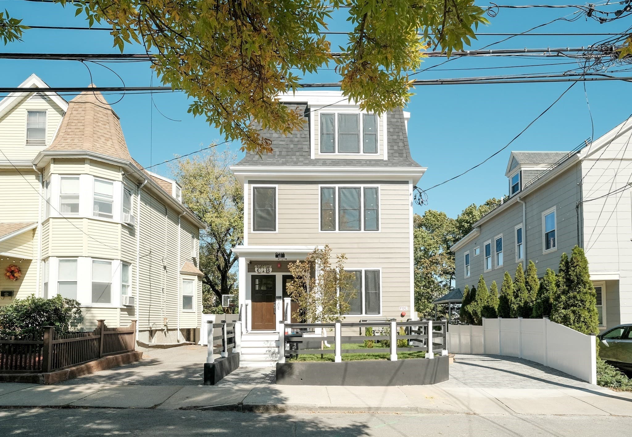 43 Boston St # A, Somerville MA 02143