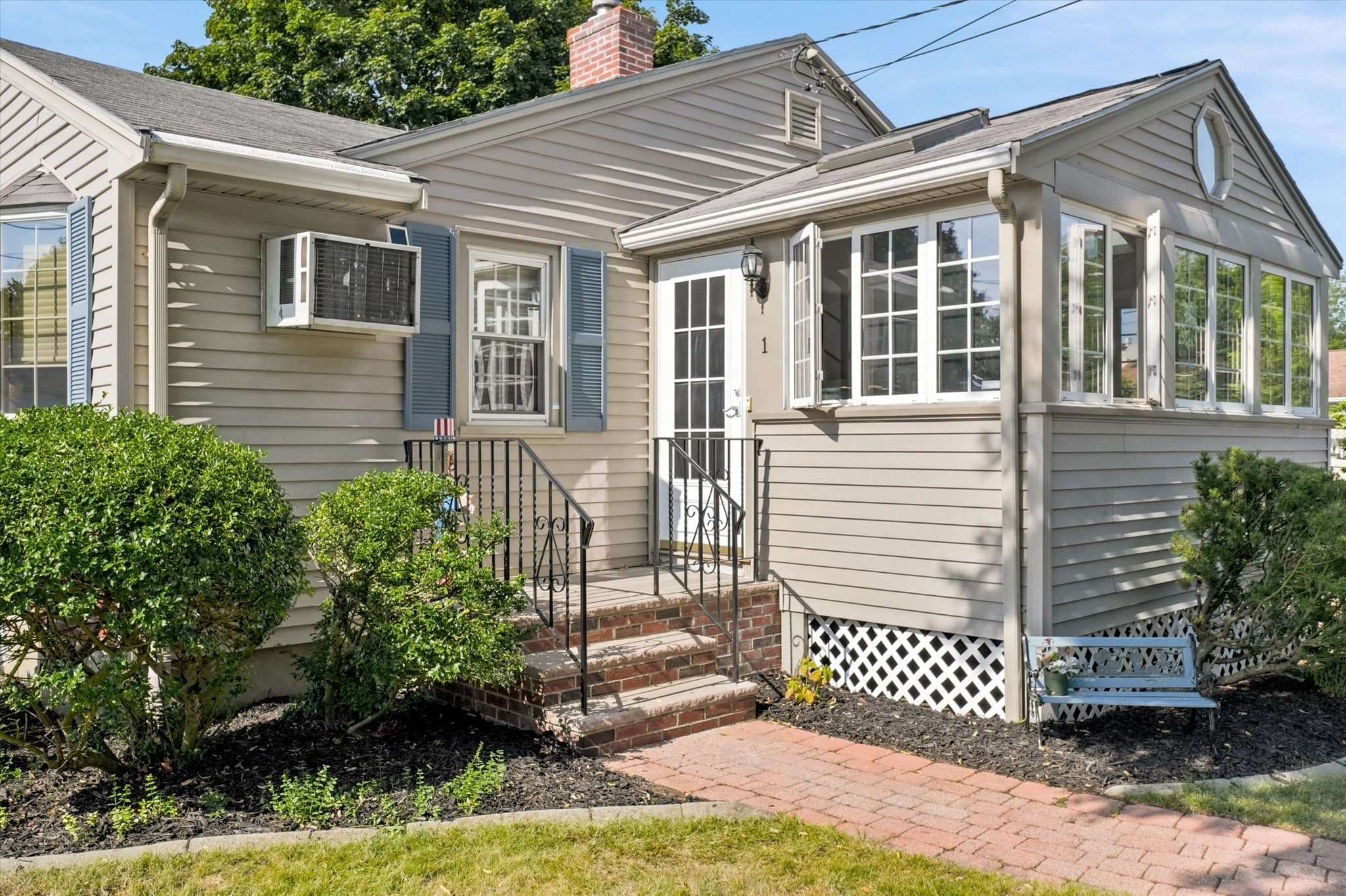 Single Family Residence at 1 Will Sawyer St, Peabody MA 01960, photo 2 of 41