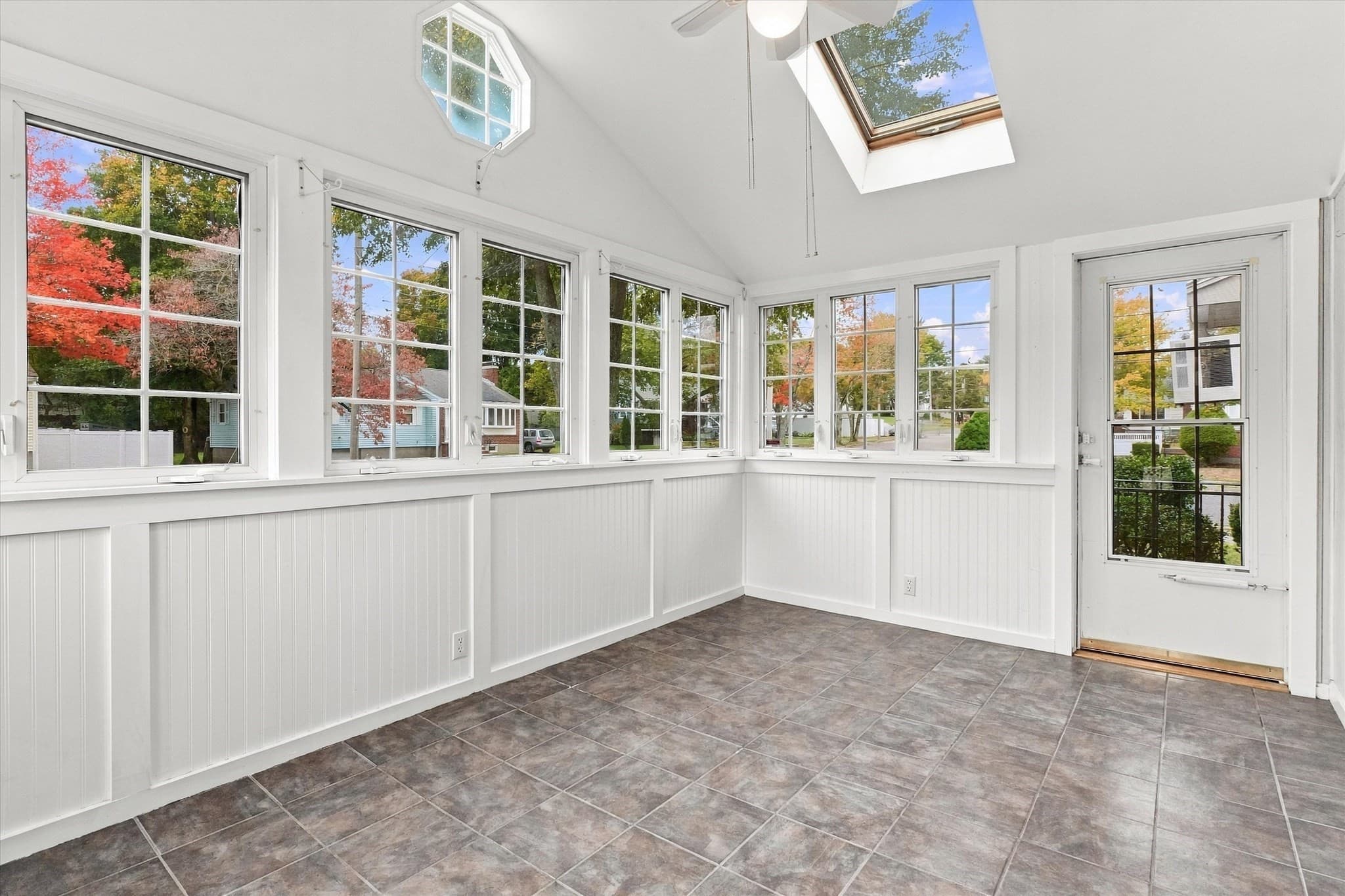 Single Family Residence at 1 Will Sawyer St, Peabody MA 01960, photo 8 of 41