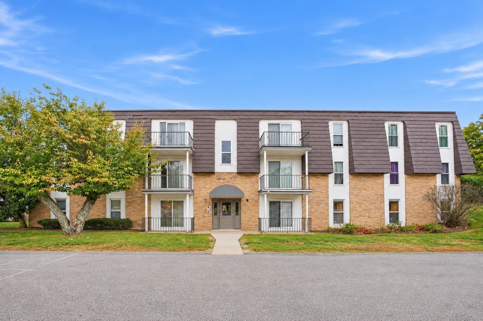 2 Shadowbrook # 51, Milford MA 01757