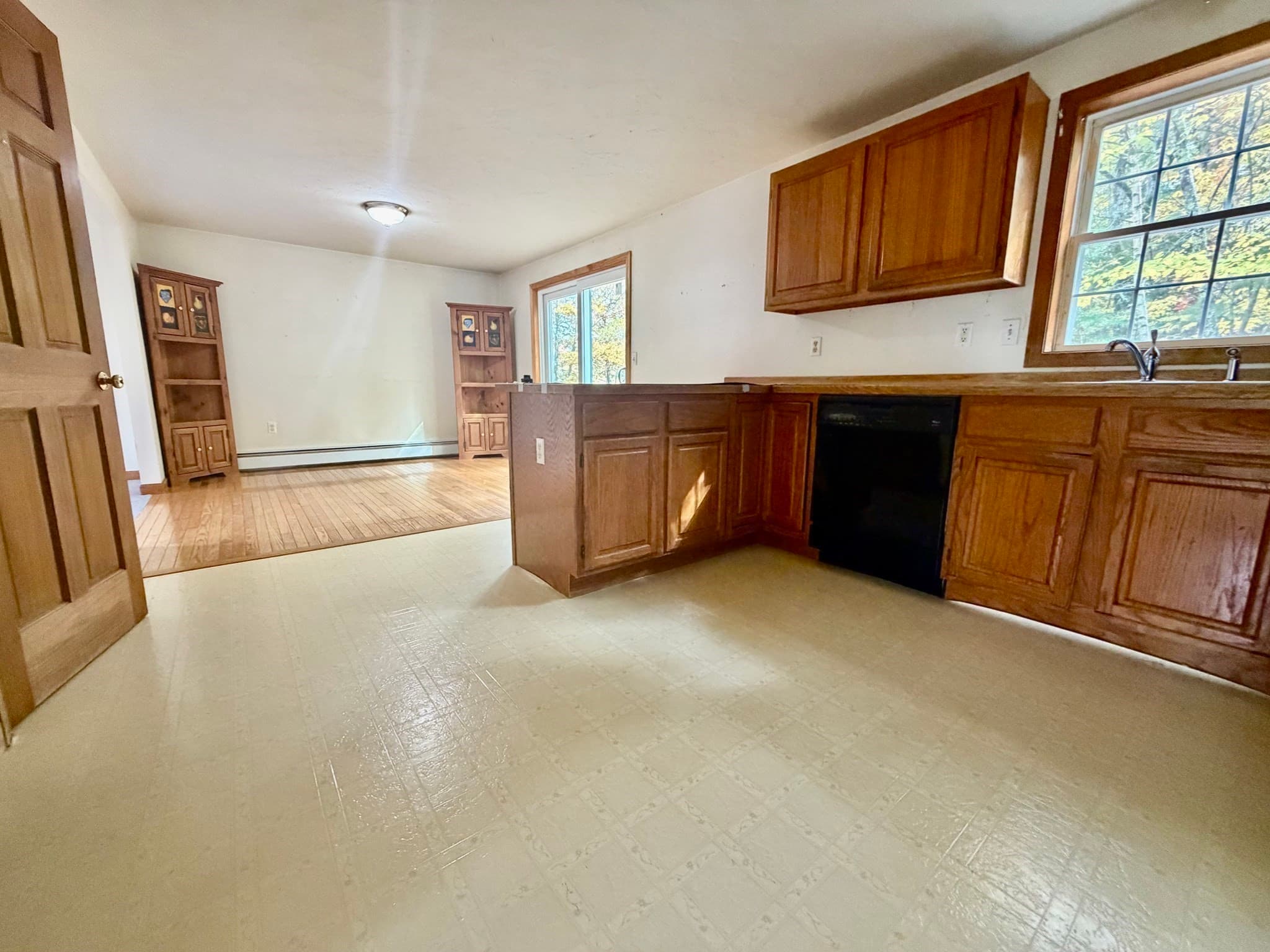Single Family Residence at 40 Fairview Ave, Ashburnham MA 01430, photo 3 of 23