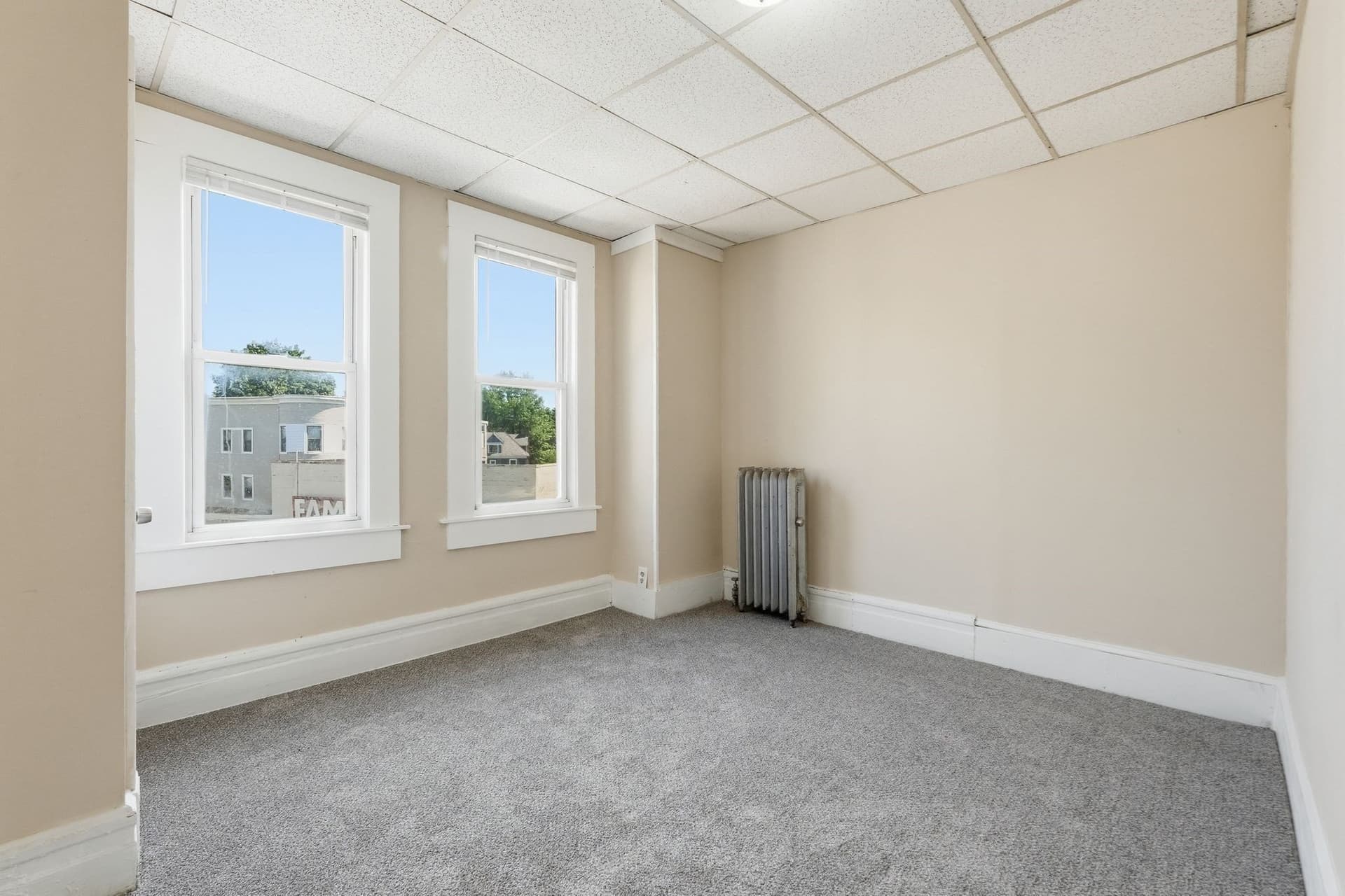 Apartment at 285 Belmont Ave # 3R, Springfield MA 01108, photo 7 of 18