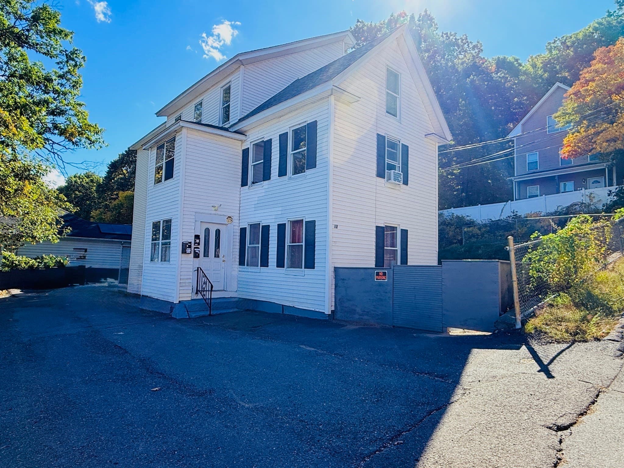 12 Foster St, Fitchburg MA 01420