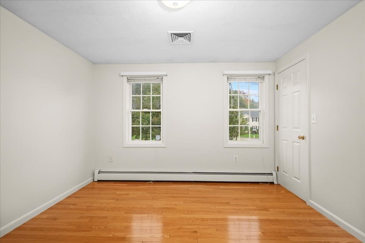 Single Family Residence at 2 Gwen Dr, Auburn MA 01501, photo 27 of 42