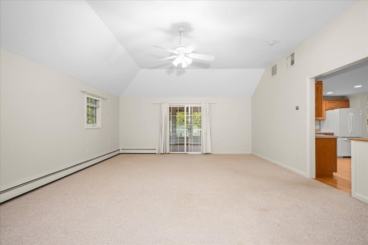 Single Family Residence at 2 Gwen Dr, Auburn MA 01501, photo 12 of 42