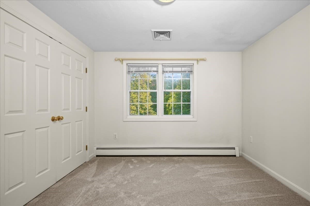 Single Family Residence at 2 Gwen Dr, Auburn MA 01501, photo 30 of 42