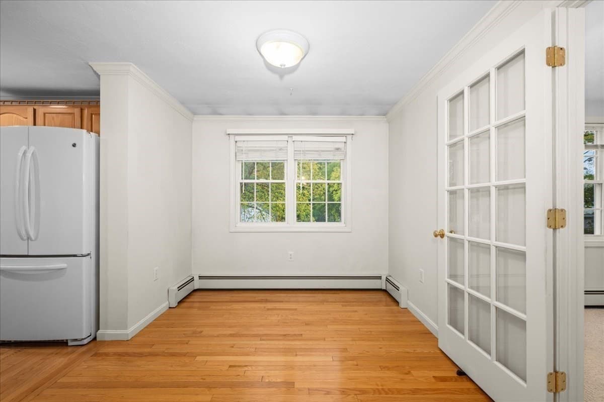 Single Family Residence at 2 Gwen Dr, Auburn MA 01501, photo 10 of 42