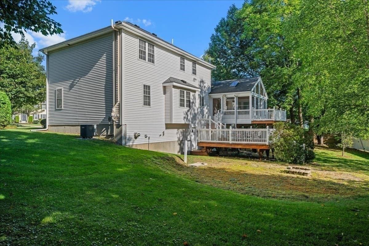 Single Family Residence at 2 Gwen Dr, Auburn MA 01501, photo 37 of 42