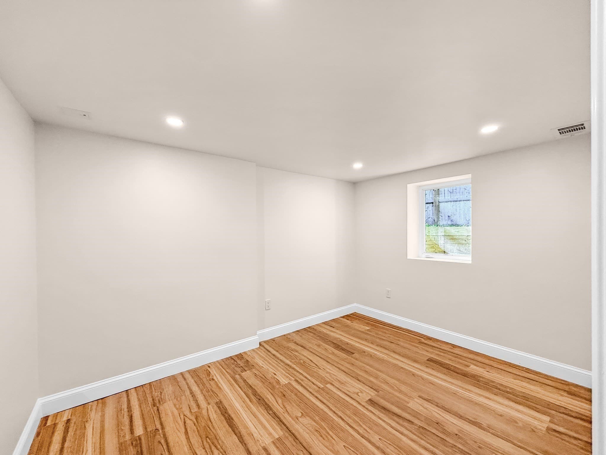Single Family Residence at 44 Shore Rd, Waltham MA 02451, Waltham, photo 16 of 42