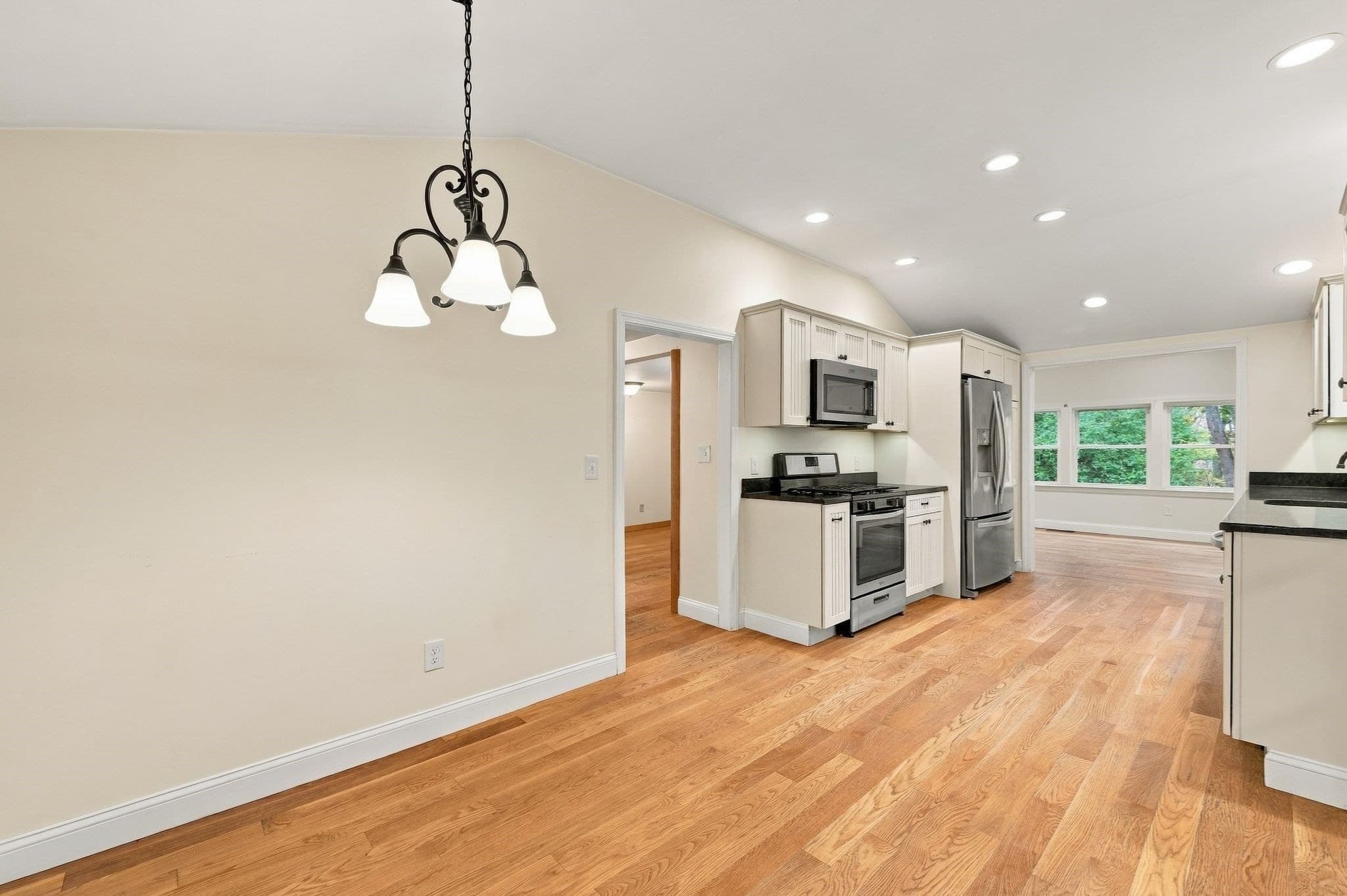 Single Family Residence at 154 Herrick Road, Boxford MA 01921, photo 13 of 41