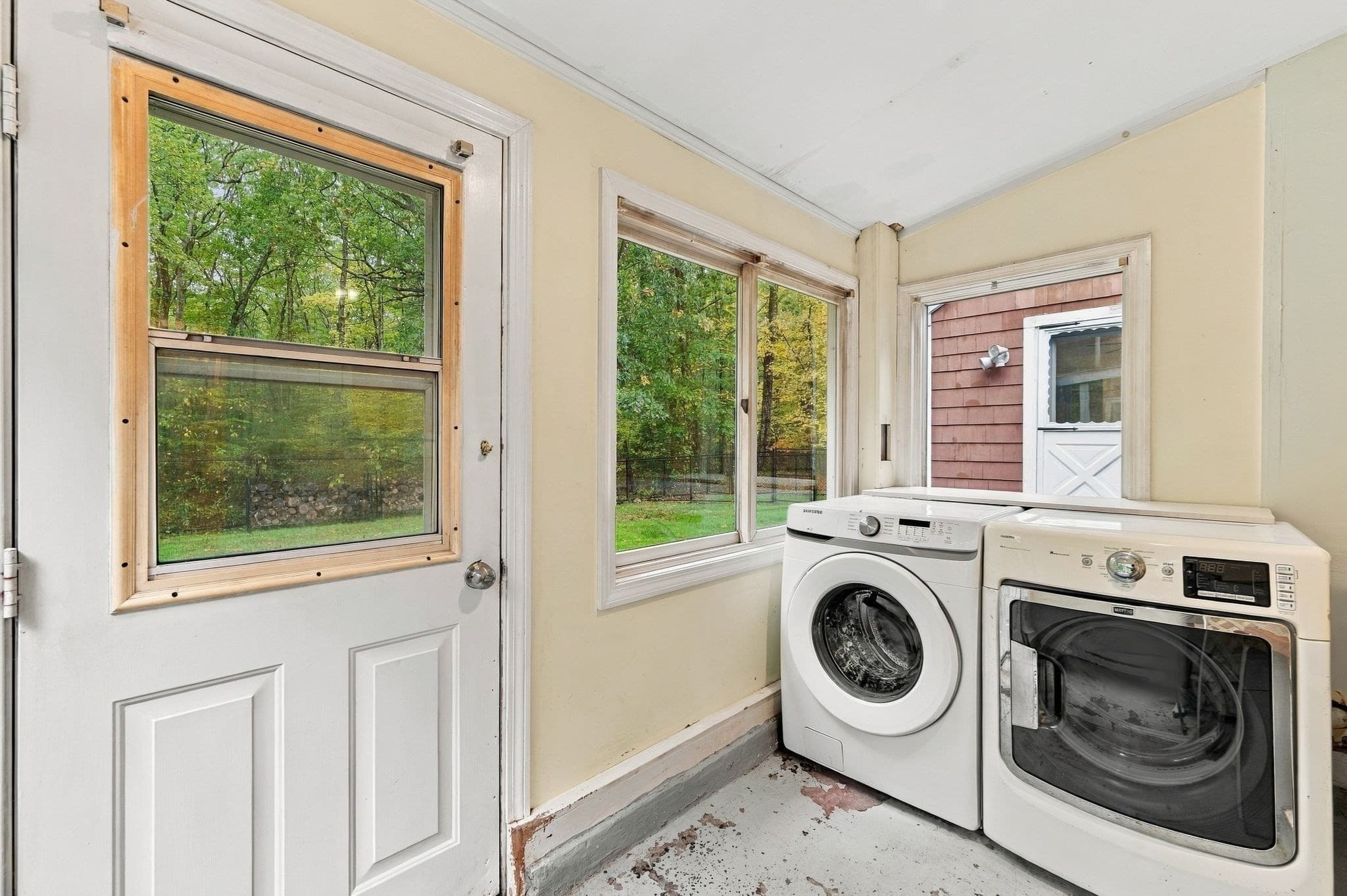 Single Family Residence at 154 Herrick Road, Boxford MA 01921, photo 11 of 41